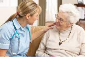 In-Home Senior Care Services: Benefits and Considerations